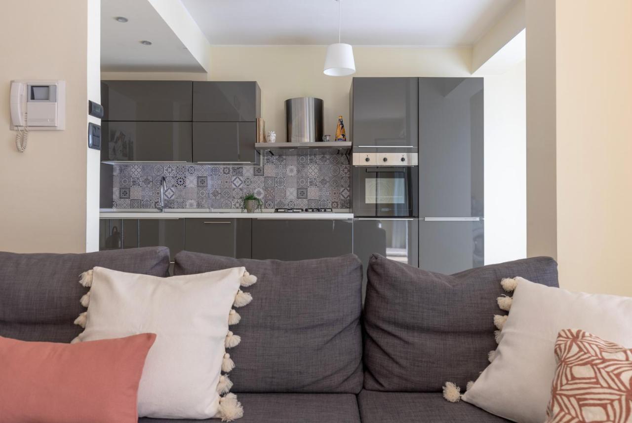 Relax Apartment Inn Катания Экстерьер фото